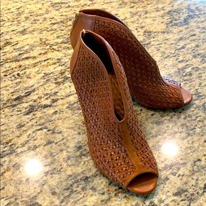 Vince Camuto Peep-toe Booties